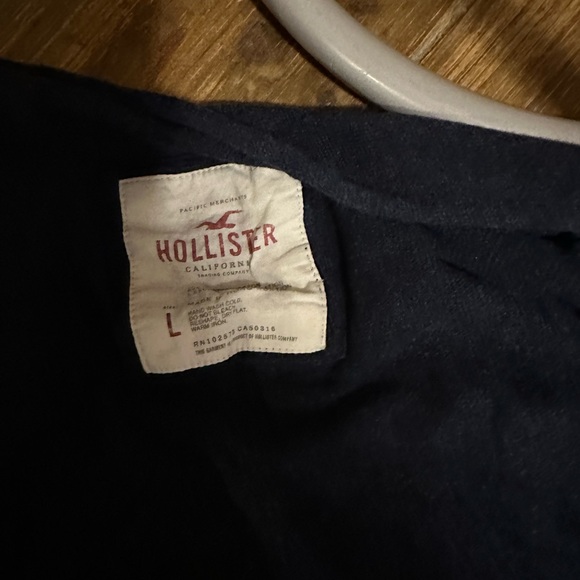 Hollister shawl - Picture 2 of 3